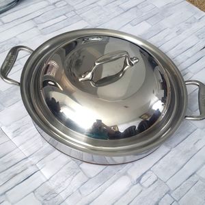 All clad copper core 3 Qt.